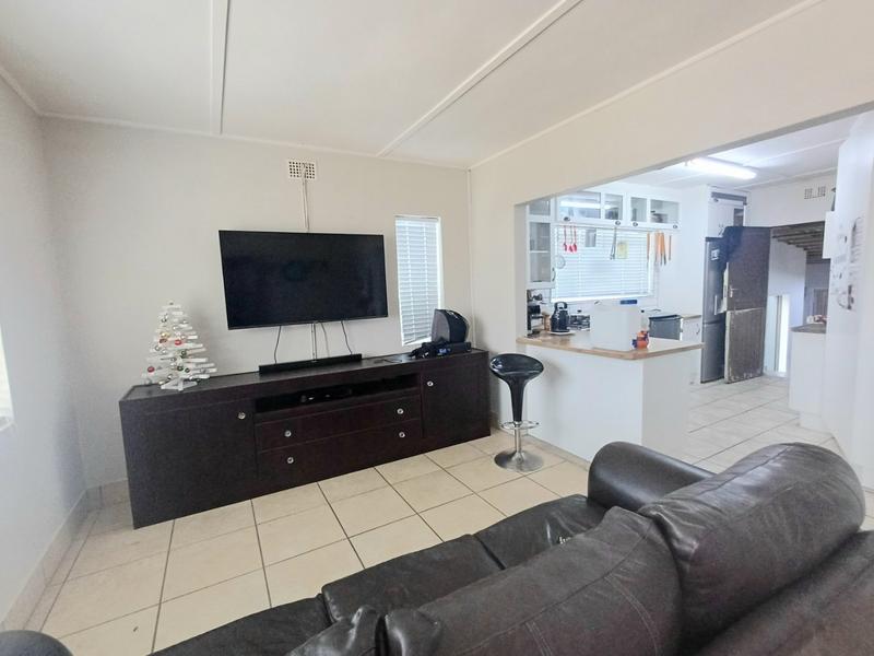 4 Bedroom Property for Sale in Da Nova Western Cape
